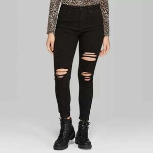 WILD FABLE • Black High Rise Distressed Skinny Jeans